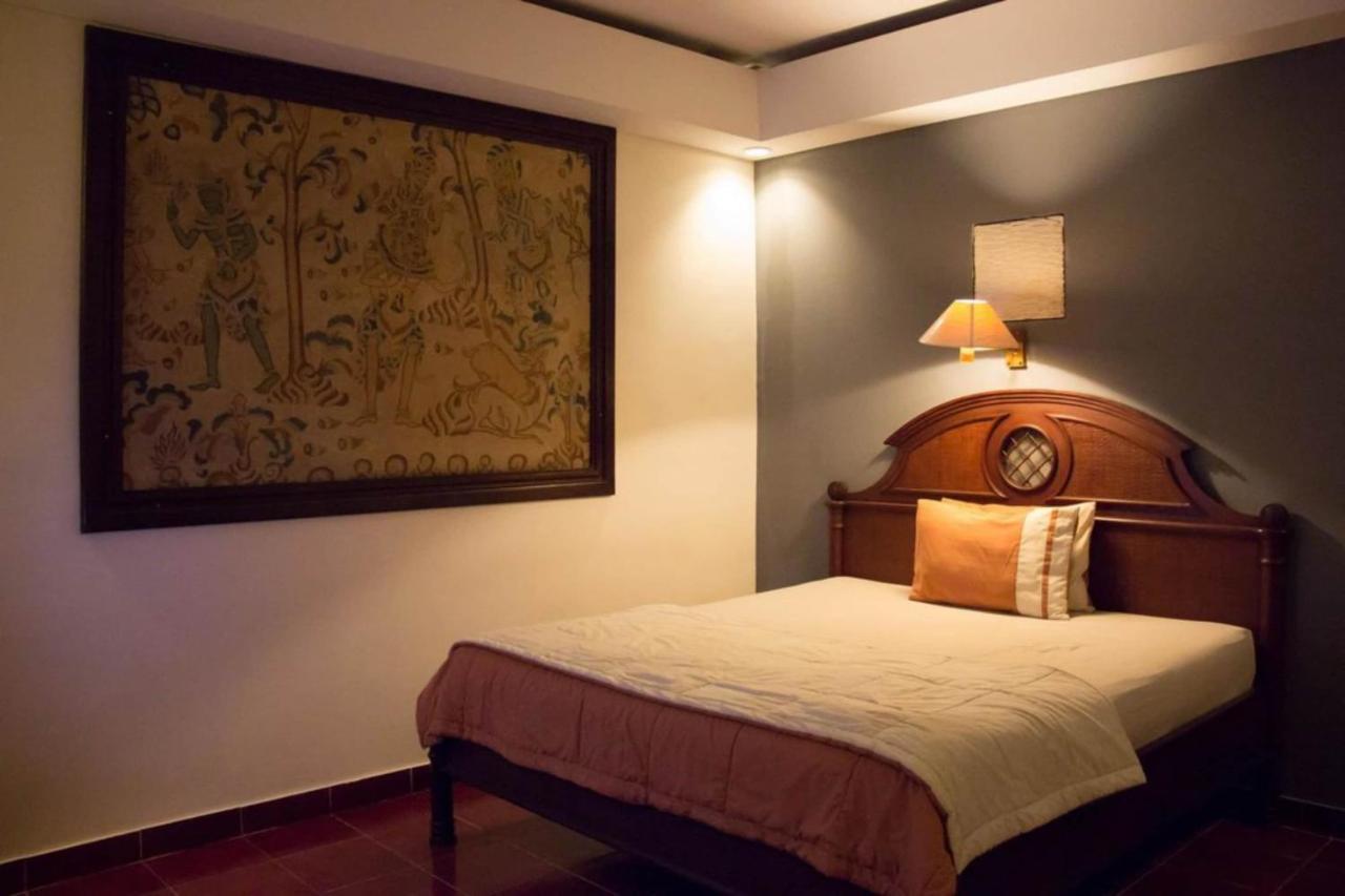 Pecatu Guesthouse Uluwatu  Exterior photo
